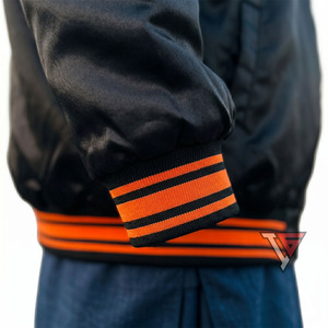 Veste d'hiver en satin personnalisée, nouvelle, de style varsity, 100% satin pour hommes, veste bomber d'hiver pour équipes sportives - Product Image 3