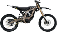 En stock : Surron Light Bee 2 X, nouvelle moto électrique tout-terrain légère de 24 kW de puissance de pointe pour adultes.