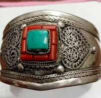 Bracelets tibétains classiques multicolores plaqués argent avec motif floral et pierres turquoise, taille ajustable pour femmes