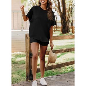 Set da Notte 2 Pezzi per Donna: Top Oversize a Girocollo a Maniche Corte e Pantaloncini con Coulisse, Morbido Pigiama, Taglie 2XL+B - Product Image 1