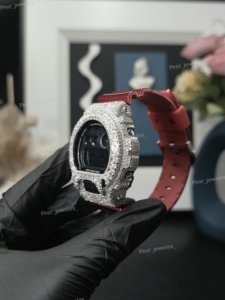 Reloj Digital con Correa de Goma Roja, Diamantes Moissanite VVS, de Lujo para Hombre, Resistente al Agua 20 BAR, Caja Redonda - Product Image 5