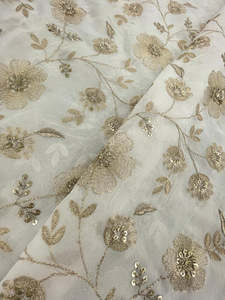 Tissu brodé SQ, tissu brodé perlé, tissu brodé en maille, tissu pour abaya, tissu fantaisie, fabrication de vêtements, commerce de gros - Product Image 6