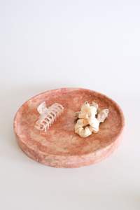 Bandeja de Servicio de Resina con Diseño de Mármol de Lujo y Asas Doradas para Sala de Estar, Mesa de Centro y Servicio de Habitaciones de Hotel - Product Image 4