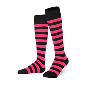 Calcetines Deportivos Unisex de Cinco Dedos, Tejidos, Transpirables, de Algodón Peinado, Antideslizantes, Antibacterianos, con Diseño a Rayas en la Parte Inferior - Product Image 5