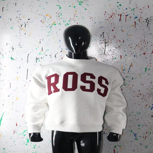 Sudadera ROSS ASH GREY con cuello alto, 100% bordado con apliques marrones, sudadera de cuello ancho con hilos finos. - Product Image 1