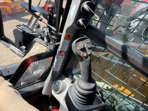 Cargadora de orugas CASE TV370B muy económica para fines de construcción, disponible nueva y usada, envío a todo el mundo. - Product Image 6