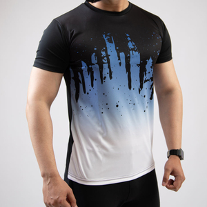 เสื้อยืดผู้ชายปี 2026 สีไล่เฉดฟ้าดำ คอกลม แขนสั้น แห้งเร็ว สปอร์ต ทรงเข้ารูป ผลิตจากผ้าโพลีเอสเตอร์ถัก สำหรับขายออนไลน์ - Product Image 2