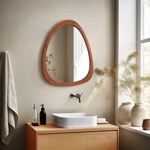 Miroir mural rond en métal fait main avec un design moderne suspendu, décoration minimaliste à thème naturel pour le salon, décoration intérieure - Product Image 1