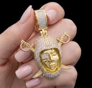 Pendentif Masque Iced Out en Moissanite VVS1 Couleur D Or Bicolore Bijoux de Luxe Personnalisés Hip Hop - Product Image 2