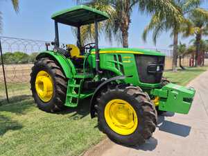 Tractores Usados de Alta Calidad a Precio de Fábrica, Disponibles en Buenas Condiciones, Ideales para Actividades Agrícolas y de Granja - Product Image 5