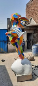 Escultura de Conejo Geométrica de Fibra de Vidrio de la Mejor Calidad, Decoración de Jardín para Exteriores, Estatua Artística para Paisajismo del Hogar, Disponible para la Venta - Product Image 6
