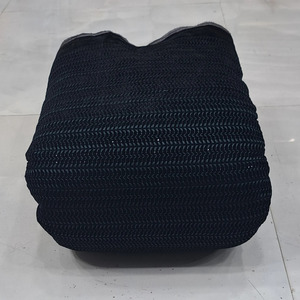 Tissu en velours brodé indien, dentelle en velours, tissus en dentelle de velours africain avec sequins pour Abaya, Kaftan, Robe de Soirée - Vente en Gros et Exportations - Product Image 1