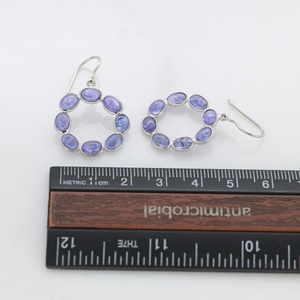 Pendientes Colgantes de Plata de Ley 925 con Tanzanita Natural, Piedra de Nacimiento de Diciembre, Gema Morada Ovalada, Diseño Floral Hecho a Mano, Venta al por Mayor - Product Image 4