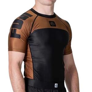 เสื้อรัดรูปสำหรับผู้ชายเสื้อแบบระเหิดสำหรับป้องกันรังสียูวี UPF50เสื้อแบบแรชมาพร้อมแขนสั้นระบายอากาศได้แห้งเร็ว - Product Image 1