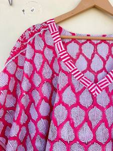 Bata Kimono con Estampado de Dibujos Animados para Mujer, 100% Algodón, Camisón de Verano Hecho a Mano, Cuello en V, Cintura Elástica, Largo Completo/Hasta la Rodilla - Product Image 5