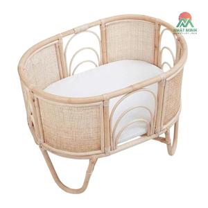 Cuna de Ratán Nhat Minh, Diseño Ovalado, Estilo Escandinavo, para Bebés de 0 a 3 Años - Product Image 1