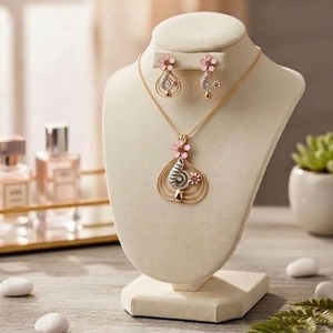 Ensemble collier et boucles d'oreilles en argent sterling 925 plaqué or rose avec pierres précieuses naturelles, motif spirale délicate, style mariage pour femme - Product Image 2