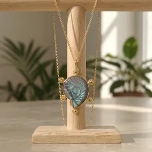 Pendentif Coquillage Sculpté en Laiton Plaqué Or Massif Orthodoxe Anti-ternissement, avec Pierres Précieuses Naturelles Labradorite et Amazonite, Style Vintage pour Anniversaire - Product Image 6