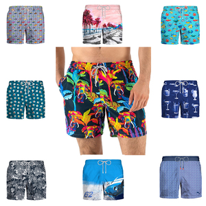 Shorts de bain personnalisés pour hommes, design sublimé, impression par sublimation, fabrication sur mesure, 100% polyester, fabricant de shorts de bain tendance. - Product Image 6