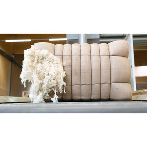 Déchets de laine de mouton, fibres de laine pour le recyclage, traitement textile, nettoyage industriel et fourniture de matériaux absorbants - Product Image 1
