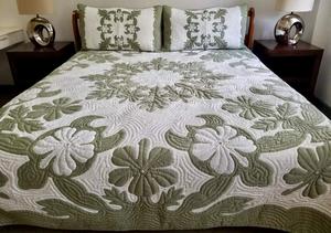 Ensemble de couettes hawaïennes de luxe brodées à la main, motif floral et tortue, lavables, 100 % coton, pour la maison et l'hôtellerie - Product Image 1