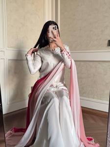 Ensemble Salwar en coton blanc brodé pour femme avec dupatta rose, tenue décontractée traditionnelle indienne et pakistanaise, coupe ample longueur ras du sol - Product Image 4