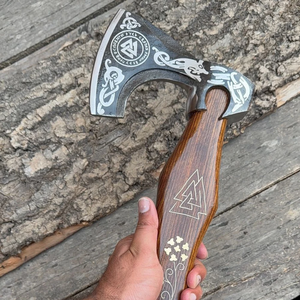 Hache en acier au carbone de qualité supérieure avec manche en bois, outil de bushcraft et de camping, manche gravé sur mesure, fabricant OEM - Product Image 2