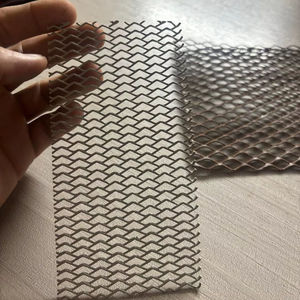 Rouleau de treillis métallique perforé galvanisé à mailles losangées pour clôture de sécurité industrielle, cloison et feuille de treillis de sécurité - Product Image 1