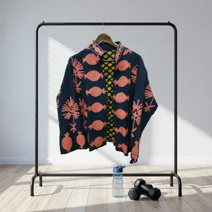 Cárdigan Holgado de Manga Larga con Cuello Alto y Estampado Floral Azul Marino para Mujer, 100% Algodón, Resistente al Viento, Marca Silkgram - Product Image 2