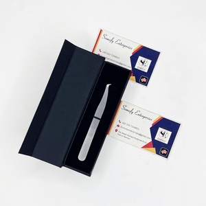 Pince à cils en acier Damas à pointe dentelée, écologique et durable, finition mate, pour extensions de cils volume russe, personnalisable - Product Image 3