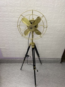 Ventilateur sur pied électrique réglable en laiton, style nautique, vintage industriel, pour décoration intérieure, ventilateur sur pied antique, cadeau d'extérieur - Product Image 2