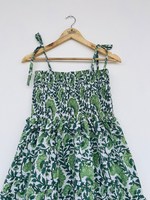 Robe d'été décontractée pour femme Robe longue sans bretelles Style pull à volants Ceinture entièrement doublée en coton Crochet Fermeture des yeux Motifs Vacances