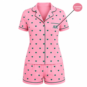 Ensemble de pyjama en soie de luxe personnalisé Cosh International Sisterhood Sorority pour femmes, imprimé, manches courtes, vêtements de nuit 2 pièces - Product Image 5