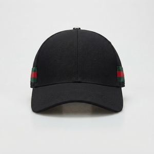 Gorra de algodón negra de 6 paneles con parche de rayas rojas y verdes, unisex, ajustable, informal. - Product Image 2