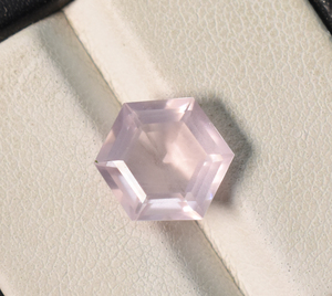 Quartz rose de laboratoire Hexagone pierre précieuse à facettes 6 mm à 20 mm pierre précieuse calibrée en vrac pierre précieuse de quartz taillée à la machine pour bijoux - Product Image 5