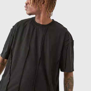 Shorts de sport pour hommes, coupe ample, respirants, en mesh, de haute qualité, avec logo imprimé sur mesure - Product Image 3