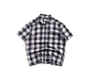 เสื้อเชิ้ตแขนสั้นผู้ชายทรงโอเวอร์ไซส์ ผ้าฝ้ายถัก 100% สไตล์ลำลอง ล้างสีแบบแอซิดวอช - Product Image 1