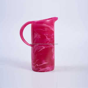 Carafe en résine sans BPA, artisanat traditionnel, pour thé, café, boissons aux herbes, carafe en résine rose marbrée, vase artistique peint à la main, décoration pour la maison - Product Image 3