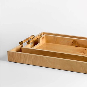Ensemble de plateaux de service en bois élégants avec finition en bois de burl naturel et poignées uniques de style bambou pour un service alimentaire élégant - Product Image 4