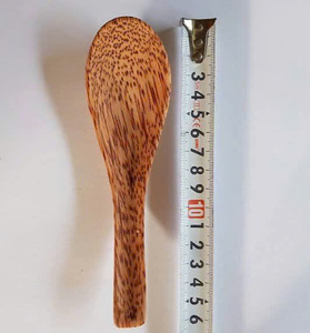 Cuillère en bois de coco artisanale de haute qualité |   Ensemble d'ustensiles écologiques plaqués or au design moderne, compatibles lave-vaisselle et recyclables - Product Image 6