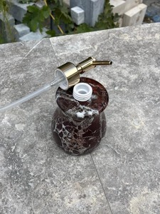 White Marble Lotion <b>Dispenser</b> <b>Pump</b> <b>Bottle</b> Suitable For Wash Basin Area Bathroom Vanity Hotel And Office Countertop Use - Product Image 5