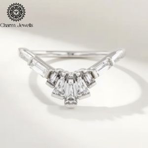 แหวนหมั้นทรงคุชชั่นประดับมอยส์ซาไนต์ชุบทองคำสีกุหลาบจาก Charm Jewells พร้อมตัวเรือนแบบหนามเตย แหวนผู้หญิงสไตล์คลาสสิก - Product Image 6