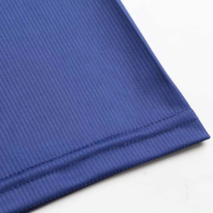 Uniforme de Fútbol Personalizado 2026 al por Mayor, Ligero, de Malla, 100% Poliéster, Impresión Digital, Cuello en V, Manga Corta, Secado Rápido - Product Image 2