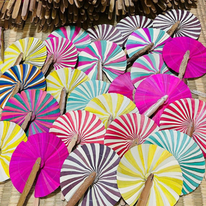 Abanico de Bambú Hecho a Mano, Origen Vietnam, para Proyectos Creativos y Mejora del Confort de los Huéspedes por 99 Gold Data - Product Image 1