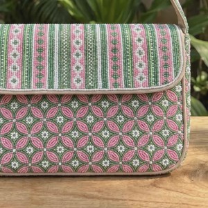 Bolsos de Mano Bordados con Cuentas, Hechos a Mano con Decoración de Cuentas de Semillas, Bolsos de Lino Hechos a Mano, Impermeables y Ecológicos para Mujer - Product Image 3