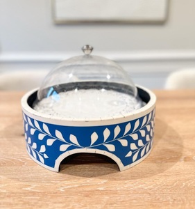 Présentoir à desserts du Moyen-Orient avec couvercle en acrylique, incrustation en résine à motif de feuilles, base en bois, vaisselle réutilisable pour Ramadan et Aïd, vente en gros - Product Image 4