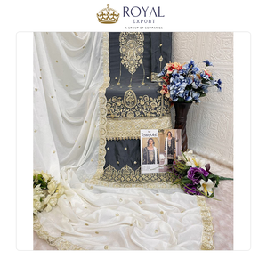 Nouvelle collection de vêtements ethniques de créateurs, magnifiques ensembles de costumes pakistanais en soie Chinnon avec broderies et perles. - Product Image 3