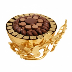 Bol décoratif en or de haute qualité, plateau à chocolat, décoration de table, bol à bonbons pour la maison et les hôtels. - Product Image 2