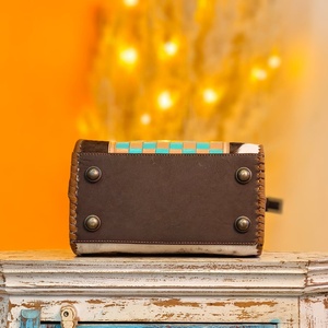 Bolsa de Viaje y Compras de Piel Auténtica Venus Leathers con Cierre, Diseño Floral, Ligera, de Poliéster, para Mujeres y Chicas, Uso Diario - Product Image 2