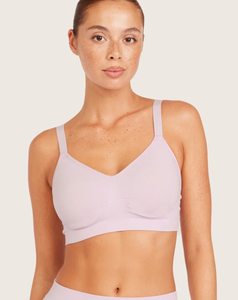 Soutien-gorge sans fil intégré au t-shirt, col en V, bretelles réglables, violet clair uni, respirant, maintien moyen, design sans couture pour le yoga - Product Image 1